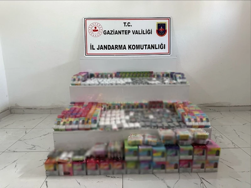 Gaziantep’te 2 milyon TL değerinde kaçak elektronik sigara ele geçirildi: 3 gözaltı
