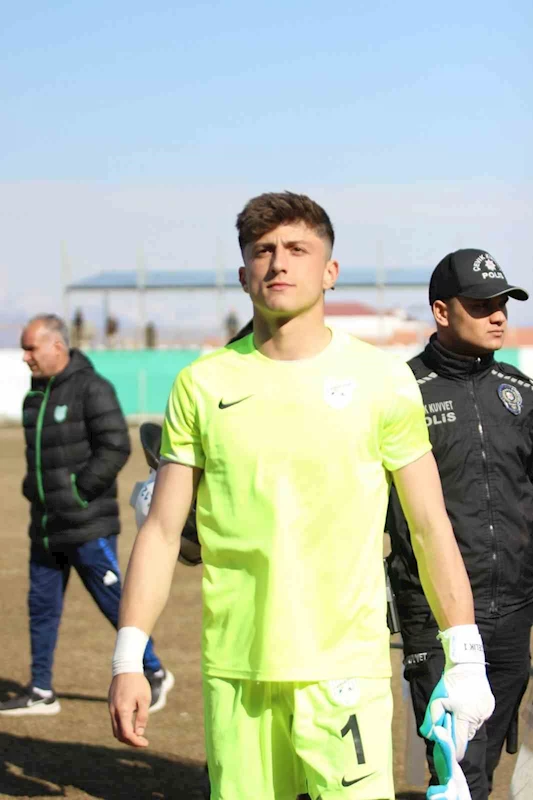 Oğuzhan Çelik: 