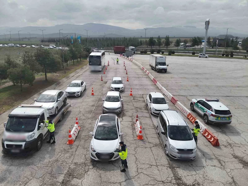 Gaziantep’te dron destekli trafik denetimi: 116 sürücüye 160 bin TL ceza
