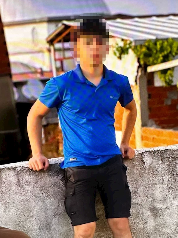İzmir’de kahvehaneye silahlı saldırı: 1’i ağır 3 yaralı
