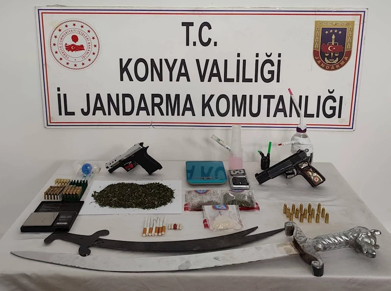 Konya’da jandarmadan uyuşturucu operasyonu

