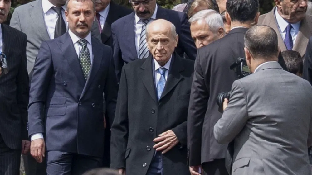 Devlet Bahçeli mesaisine başladı!