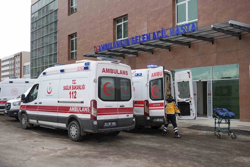Kontrolden çıkan otomobil takla attı: 1 ölü 3 yaralı
