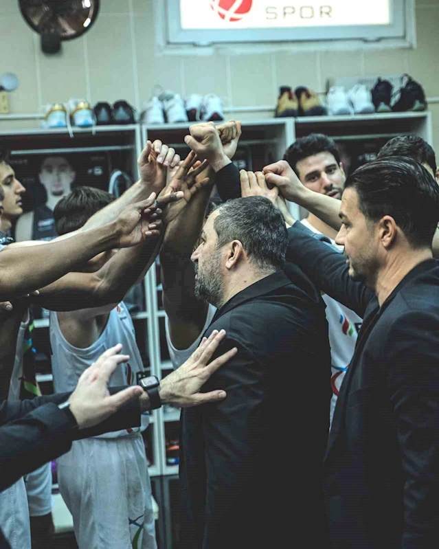 Aliağa Petkimspor, Yalovaspor deplasmanında
