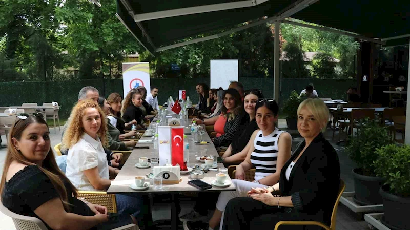 İstihdam için güç birliği
