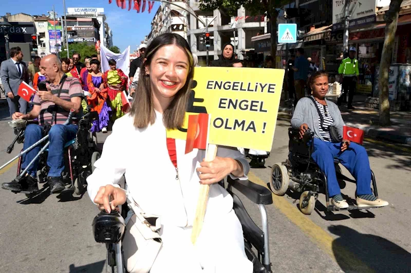 Engelsiz Manisa için birlikte yürüdüler
