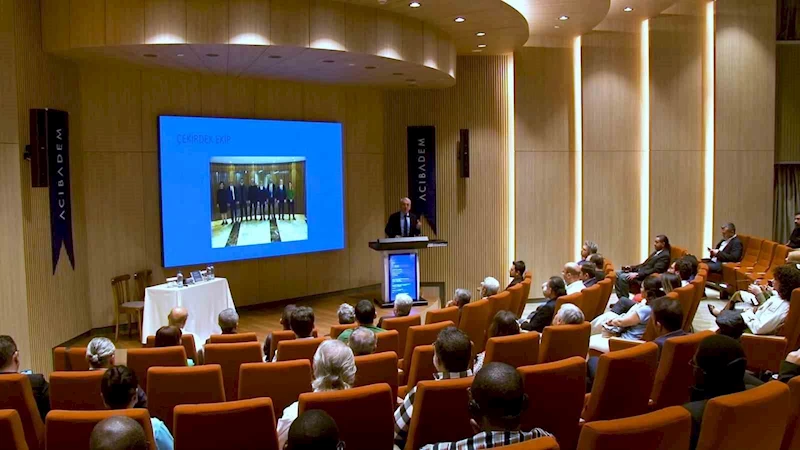 Yerli ve yabancı doktorlar böbrek naklini canlı izledi
