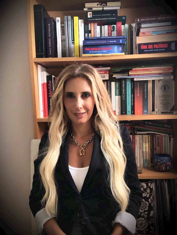 Doç. Dr. Sinem Ünaldılar: 