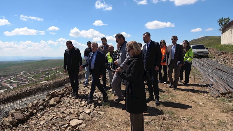 Nohutlu Tepe’de bungalov otelin temeli atıldı
