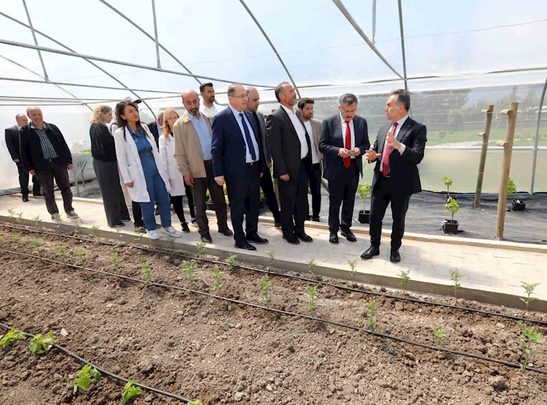Rektör Yılmaz’dan üretim odaklı eğitime tam not
