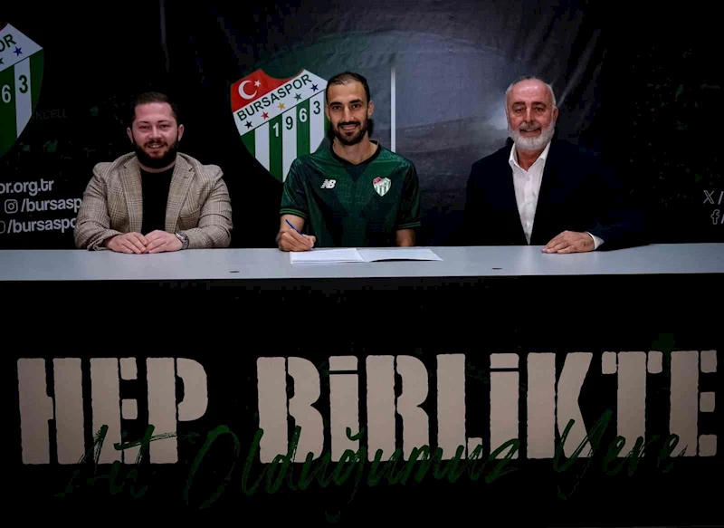 Alperen Babacan, Bursaspor’a imzayı attı
