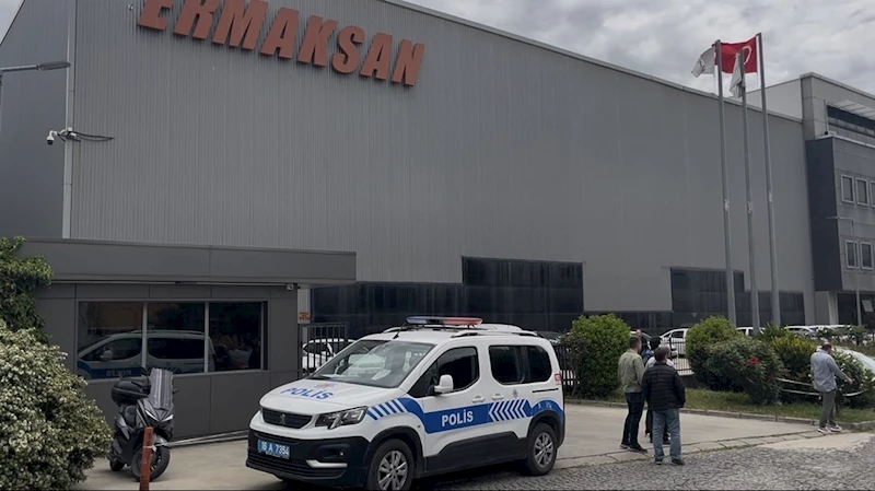 İş makinesinin altında kalan işçi hayatını kaybetti
