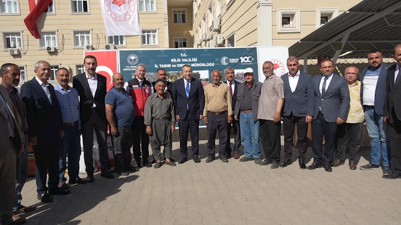 Kilis’te tarıma ve istihdama katkı sağlayacak ekipmanlar çiftçilere teslim edildi
