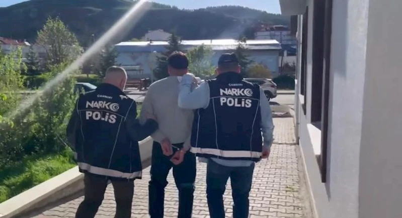 Çankırı’da eş zamanlı uyuşturucu operasyonu: 4 tutuklama
