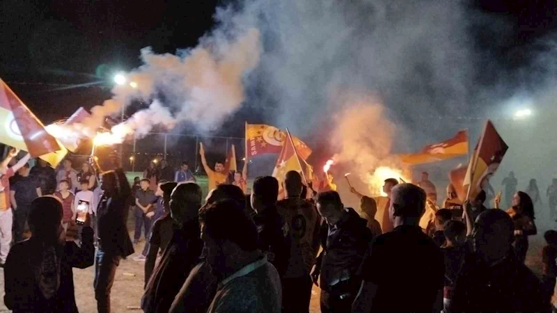 Galatasaray 25. şampiyonluğu Denizli’de coşkuyla kutlandı
