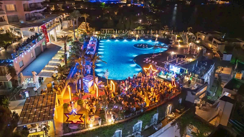 Yaz sezonu Bodrum’da görkemli geceyle başladı
