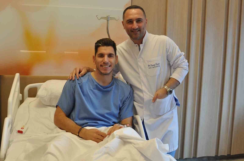 Sivasspor’un kalecisi Nikolic ikinci ameliyatını oldu
