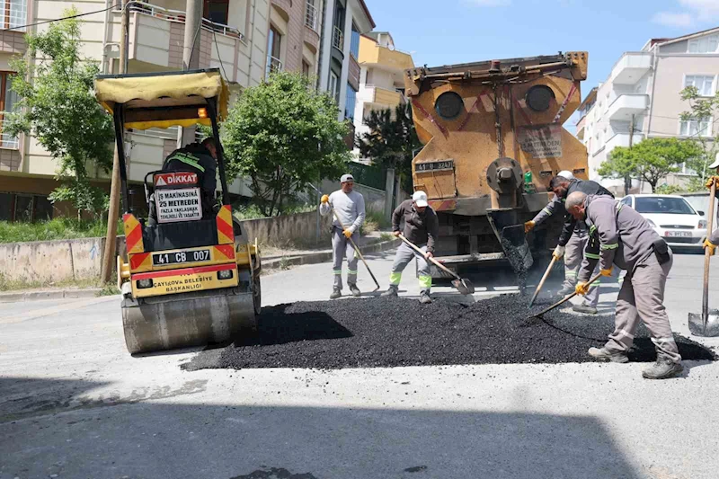 Çayırova’daki 4 mahallede deforme olan sokaklarda yoğun çalışma
