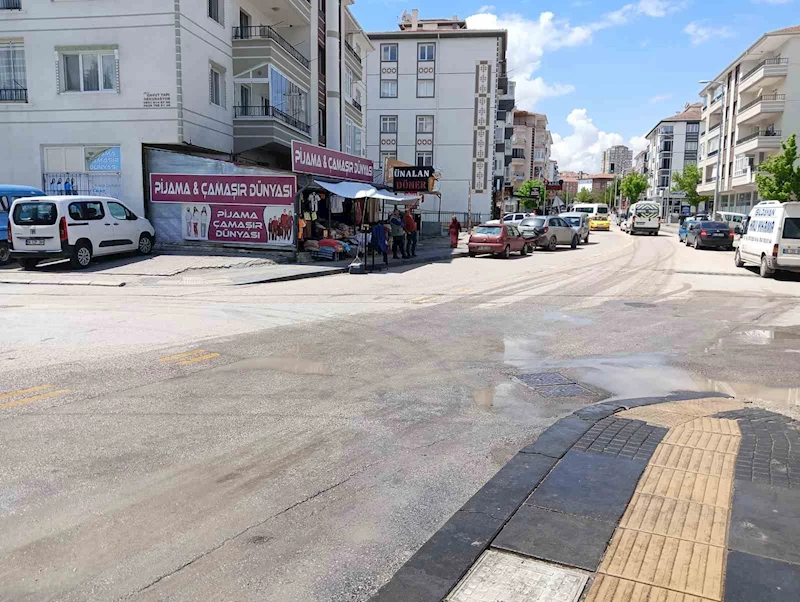 Ankara’da iki otomobil çarpıştı: 3’ü ağır 9 yaralı
