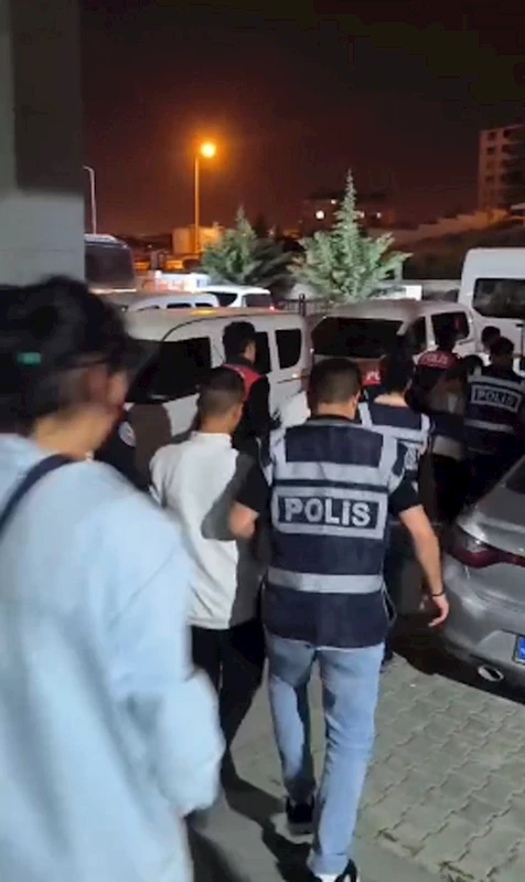 Hatay’da asayiş operasyonu: 5 tutuklama

