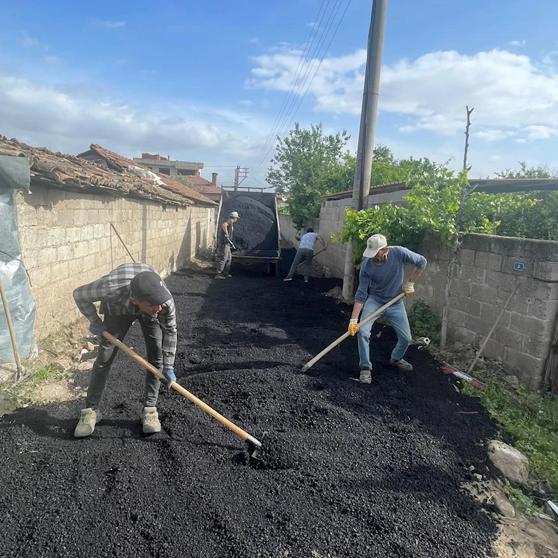 Yenipazar’da çevre düzenlemesi sürüyor
