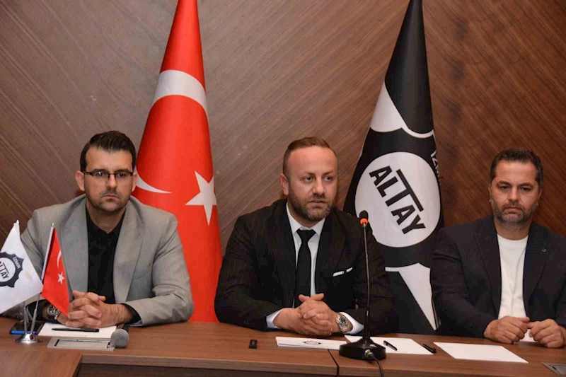 Sinan Kanlı, Altay Spor Kulübü’ne başkan adaylığını açıkladı
