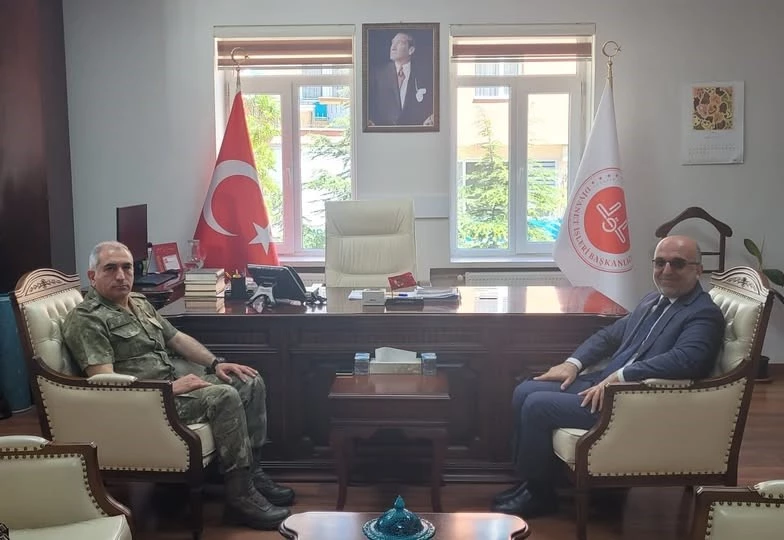 Tuğgeneral Fatih Dağlı’dan İl Müftüsü Lütfü İmamoğlu’na nezaket ziyareti
