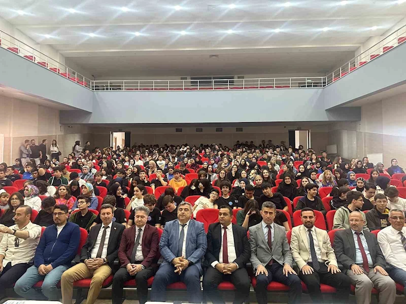 Afyonkarahisar’ı Keşfet Bilgi ve Kültür Yarışması finali gerçekleşti
