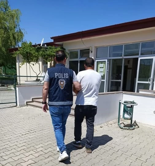Kasten öldürme suçundan aranan şahıs, Burhaniye’de yakalandı
