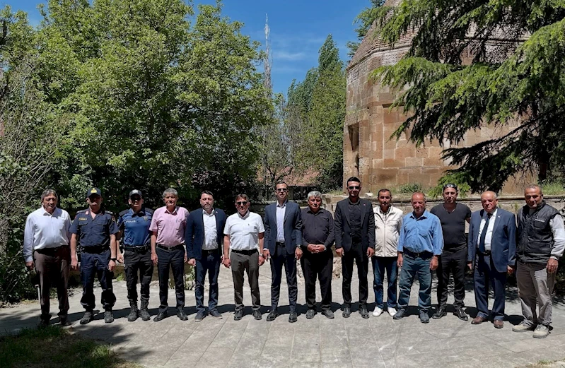 Sinanpaşa’da köylere yönelik yatırımlar masada
