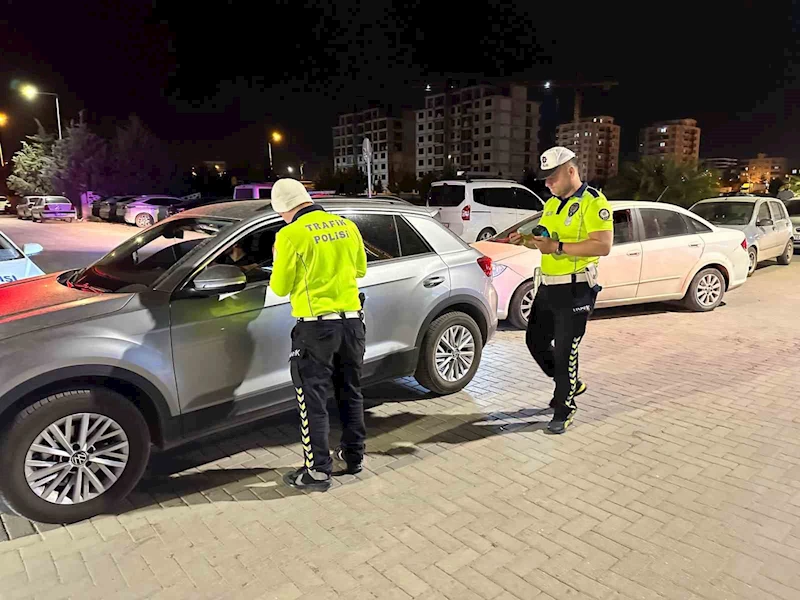 Kurallara uymayanlar polisten kaçamıyor
