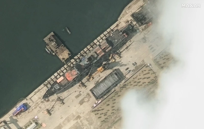 Kuzey Kore’de savaş gemisini denize indirme töreninde yaşanan kazayla ilgili 3 yetkiliye gözaltı
