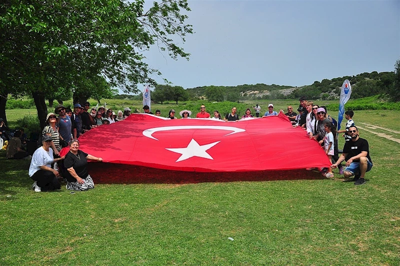 Marmara Adası’nda 150 kişi doğa için 