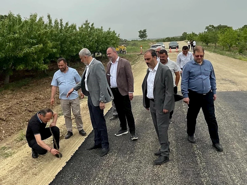 Simav’ın Kayaışık köyüne 5,5 kilometrelik asfalt yol
