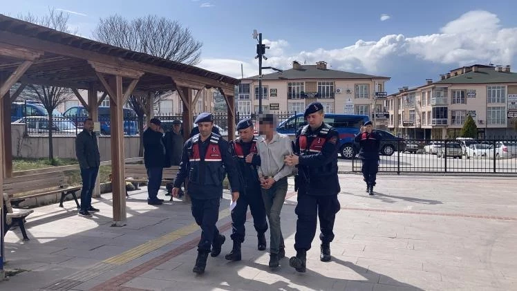 Burdur’da kardeşini av tüfeği ile öldüren sanığa müebbet hapis cezası
