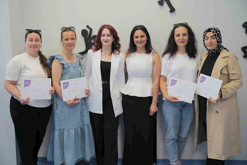 Aliağa’da anneler için destekleyici program başarıyla tamamlandı
