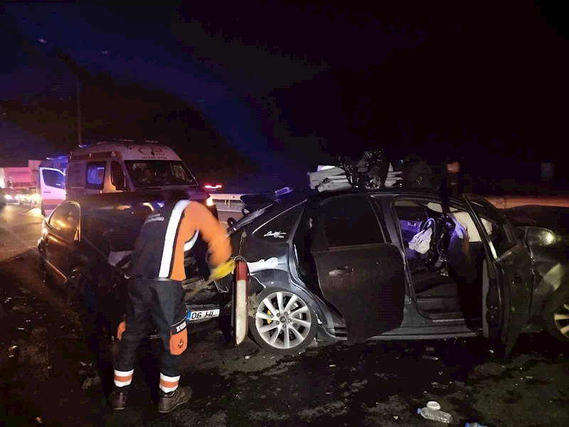 Beykoz’da 5 araçlı zincirleme trafik kazası: 7 yaralı
