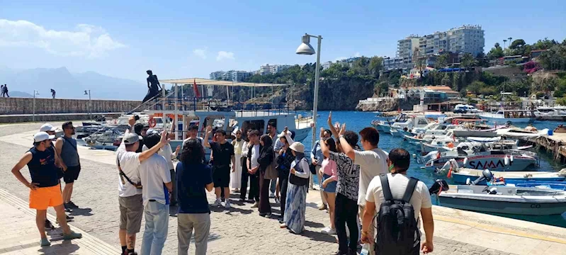 Büyükşehir Belediyesi Ankaralı gençleri ağırladı
