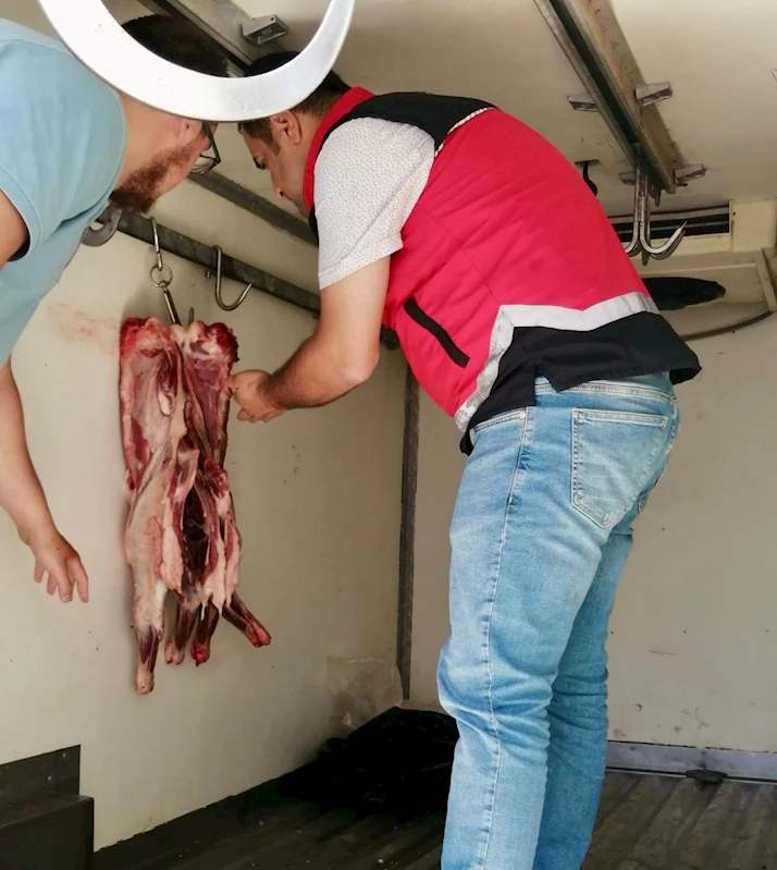 Uygun şartlarda taşınmayan 34 kilo et imha edildi
