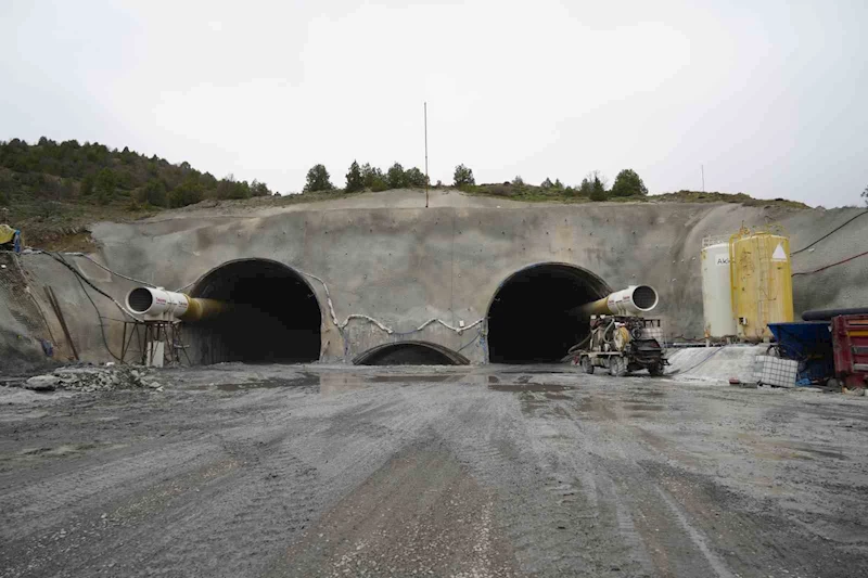 Gümüşhane’de yapımına başlanan Pekün Dağı Tüneli 8 yıldır açılamıyor
