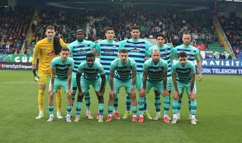 Trendyol Süper Lig: Çaykur Rizespor: 0 - Gaziantep FK: 0 (İlk yarı)
