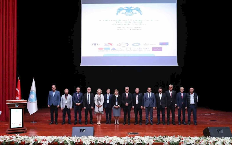 Niğde’de 8. Uluslararası İpek Yolu Akademik Çalışmalar Sempozyumu düzenlendi

