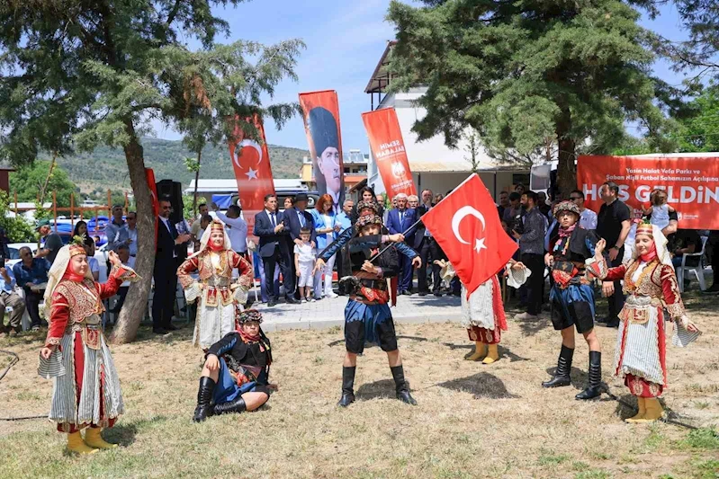 Üçpınar Yasin Halat Parkı, Şaban Nişli Futbol Sahası törenle açıldı
