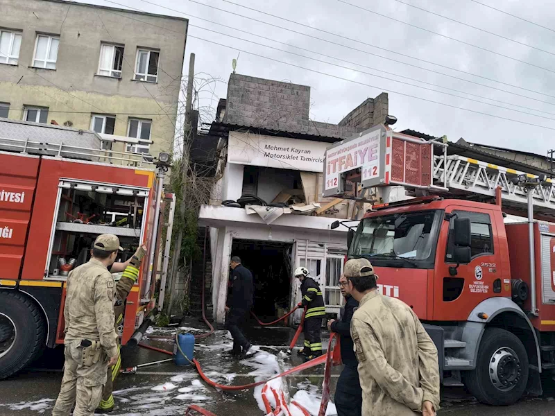 Dörtyol’da korkutan yangın
