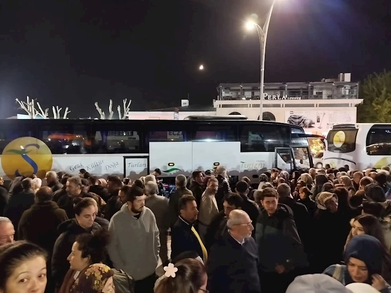 Kırşehir’den ilk hac kafilesi dualarla uğurlandı

