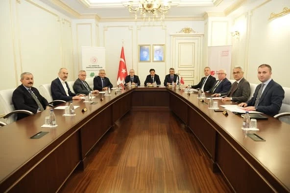 Başkan Büyükkılıç, Yozgat’ta ORAN Yönetim Kurulu Toplantısı’na katıldı
