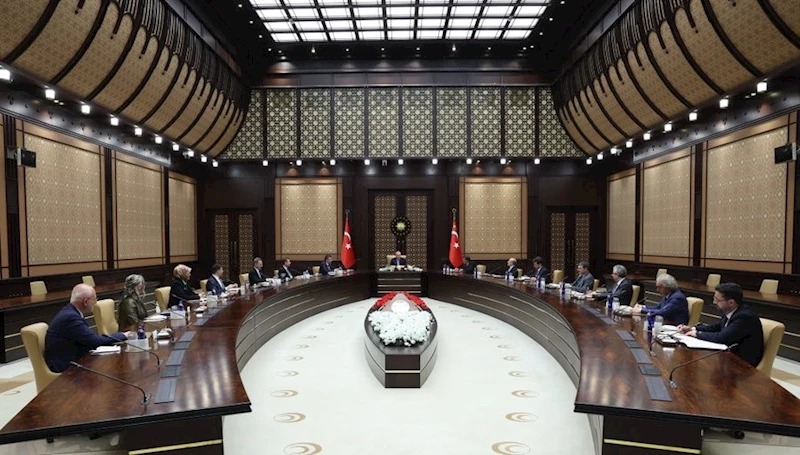Cumhurbaşkanı Erdoğan, Cumhurbaşkanlığı Politika Kurullarının başkanvekillerini kabul etti
