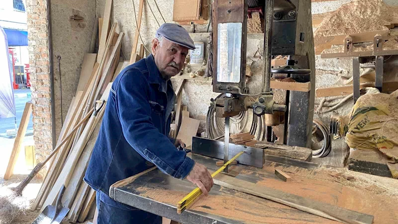 O meslek aile mirası oldu, 76 yıllık tezgah hiç durmadı
