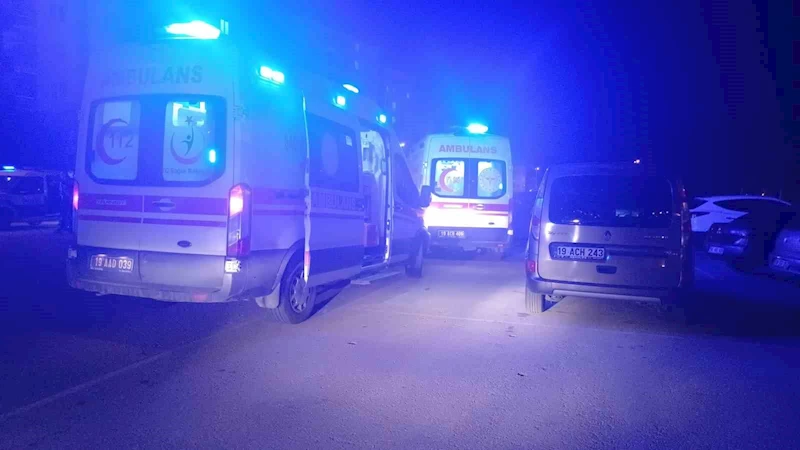 Dünürler arasında silahlı kavga: Baba ve oğul yaralandı
