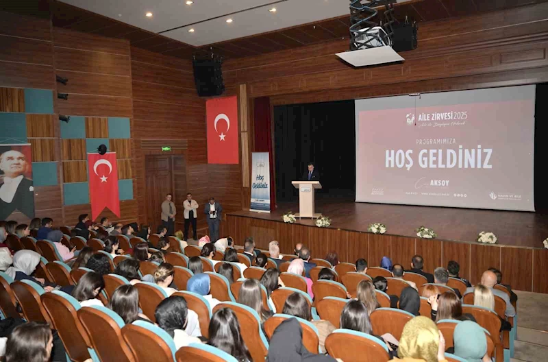 Esenyurt Belediyesi’nden Aile Zirvesi: 